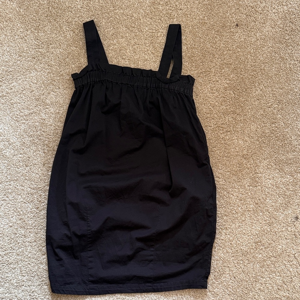 Everlane black poplin bubble dress with pockets